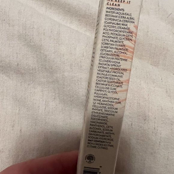 Honestly Healthy Lash Serum - Picture 7 of 8